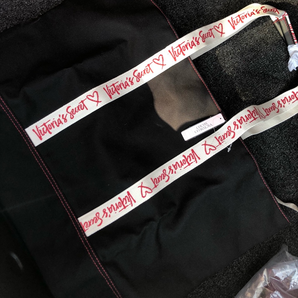 VS tote